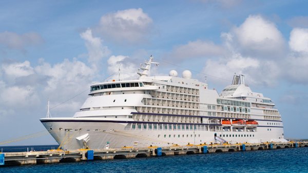 Cap sur Tahiti : découvrir les paradis marins lors d'une croisière depuis la France